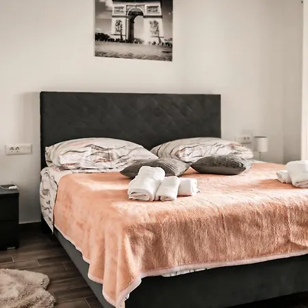 3 Bedroom Gorgeous In * Zadar